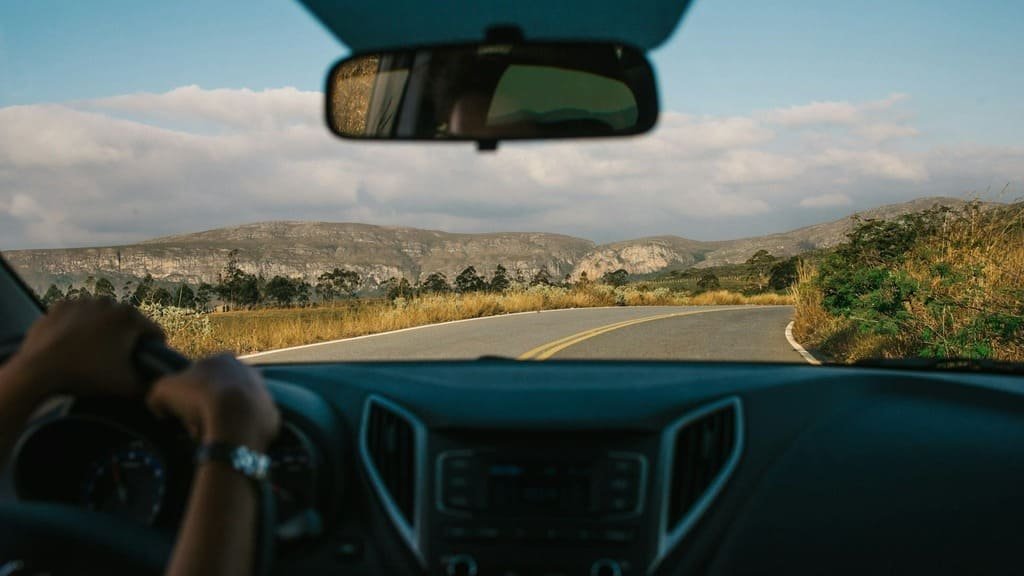 how many miles should you drive in a day