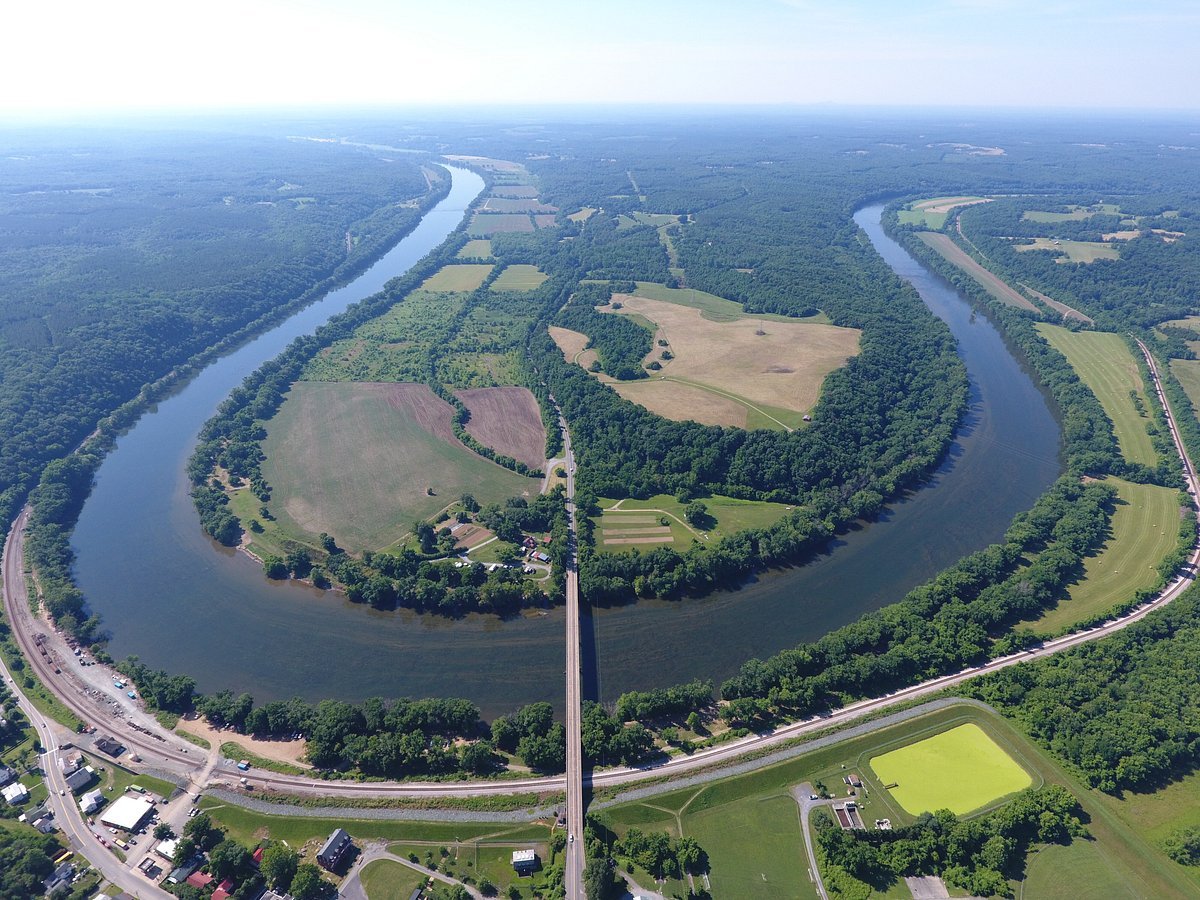 Colonial Parkway Road Trip: The Complete Route Guide photo 2