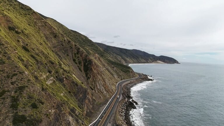 15 Best Scenic Drives in America (And What Makes Each One Worth It)