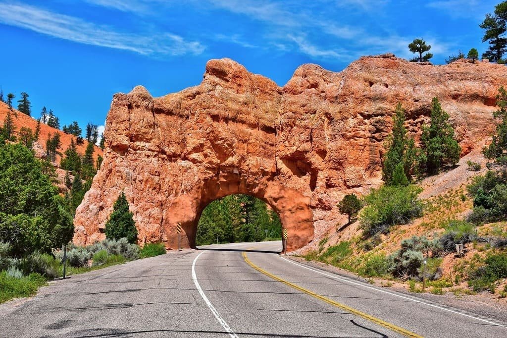 Utah Mighty 5 Road Trip Guide: National Parks Route & Itinerary photo 2