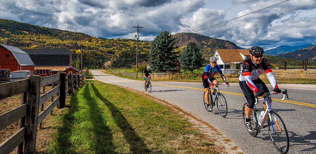 International Selkirk Loop Road Trip: The Complete Route Guide photo 1